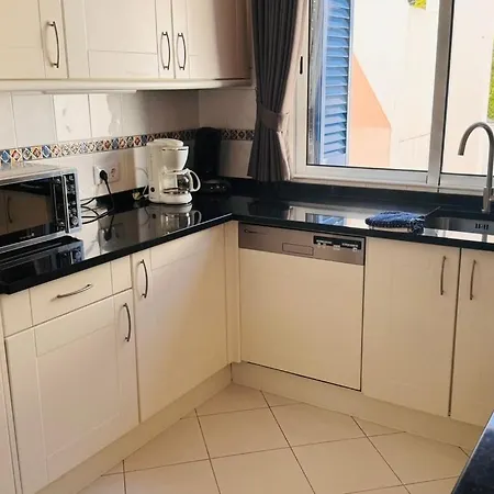 Windmill Hill Apartment